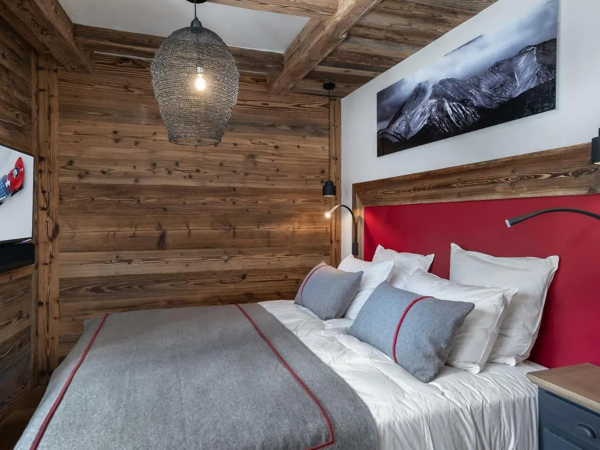 Chalet Luxueux Avec 5 Chambres, Hammam, Cheminee Et Grande Terrasse Au Coeur De Val D'Isere - Fr-1-567-34 Val-d'Isere