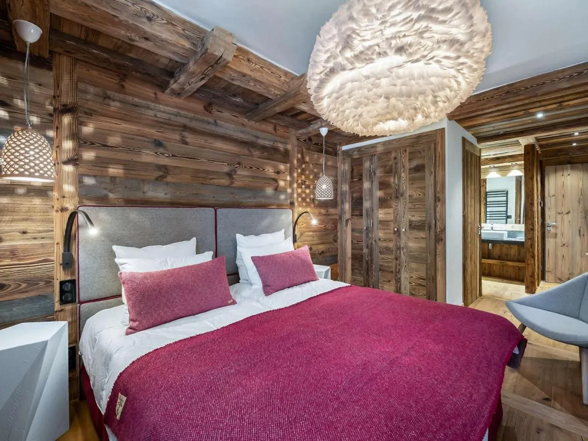 Chalet Luxueux Avec 5 Chambres, Hammam, Cheminee Et Grande Terrasse Au Coeur De Val D'Isere - Fr-1-567-34