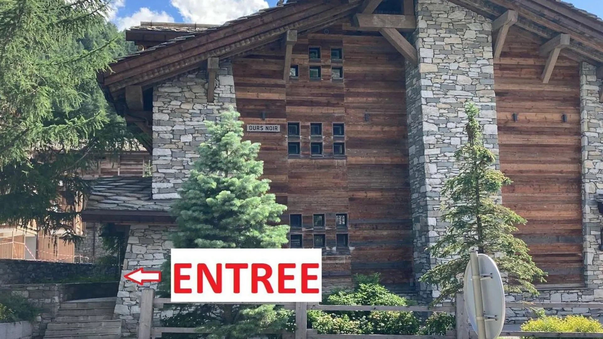Chalet Luxueux Avec 5 Chambres, Hammam, Cheminee Et Grande Terrasse Au Coeur De Val D'Isere - Fr-1-567-34
